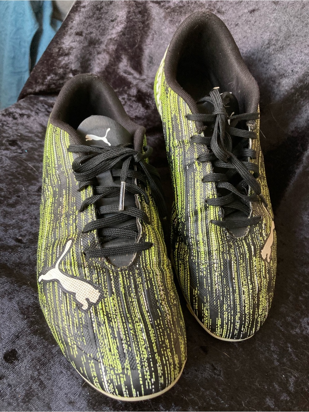 Puma Kids Neon Green Cleats Athletic Shoes Size 8